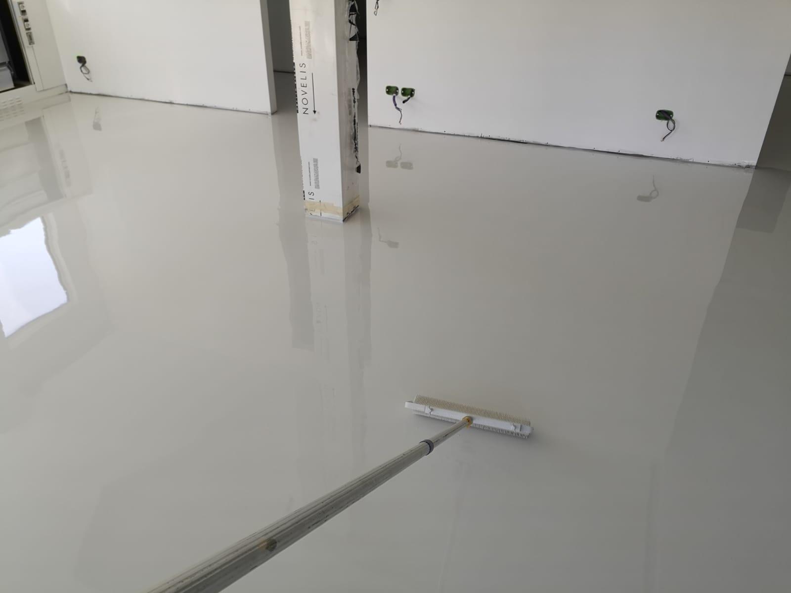 ryvesto epoxyfloor pas + catalizzatore -  resina epossidica autolivellante bicomponente - nero - bianco - colori ral a richiesta - kg 5+0,700 - foto 2